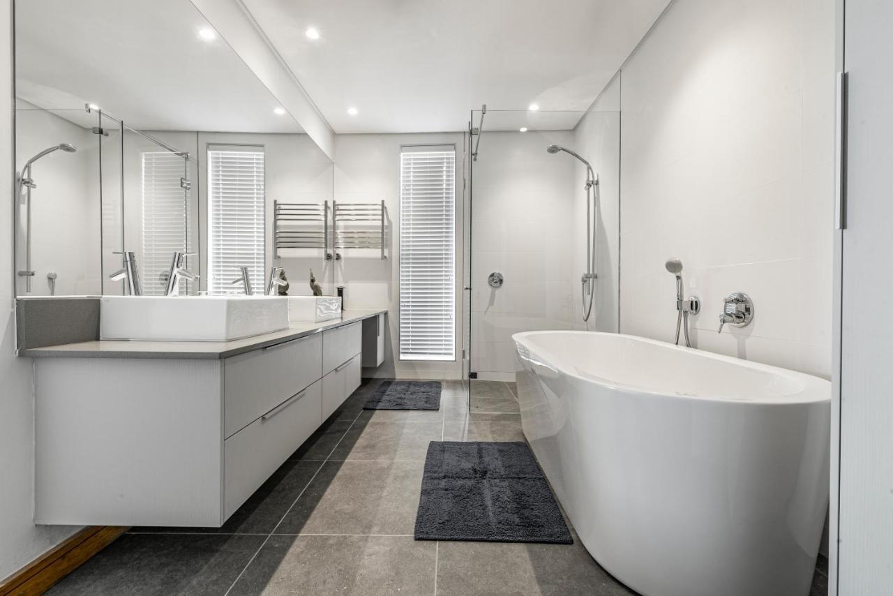 17 Marine, 2 Bedroom Sea-Facing Apt101 เฮอร์มานุส ภายนอก รูปภาพ